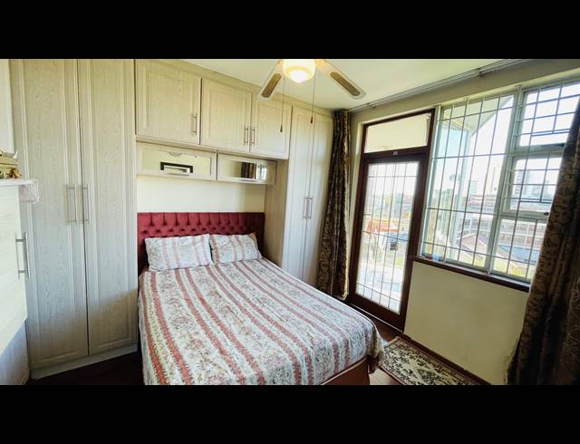 2 BEDROOM APARTMENT FOR SALE IN WESTRIDGE